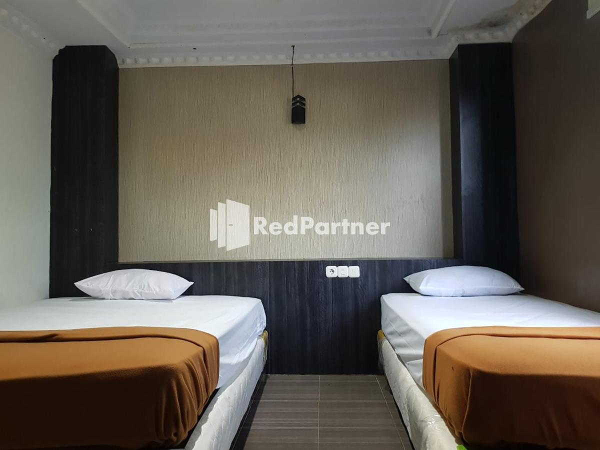 Hotel Ayu Lestari Ternate Redpartner Ngoại thất bức ảnh