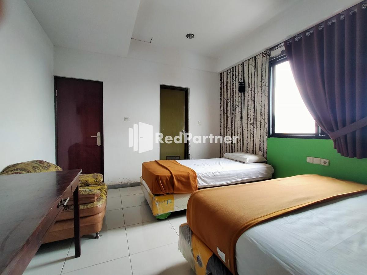 Hotel Ayu Lestari Ternate Redpartner Ngoại thất bức ảnh