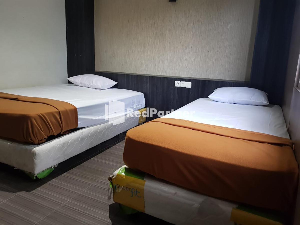 Hotel Ayu Lestari Ternate Redpartner Ngoại thất bức ảnh