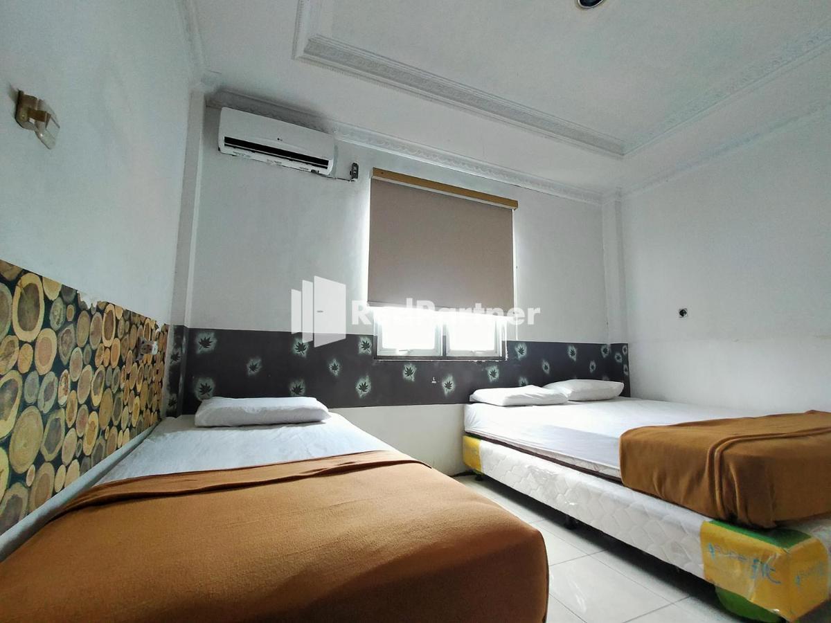 Hotel Ayu Lestari Ternate Redpartner Ngoại thất bức ảnh