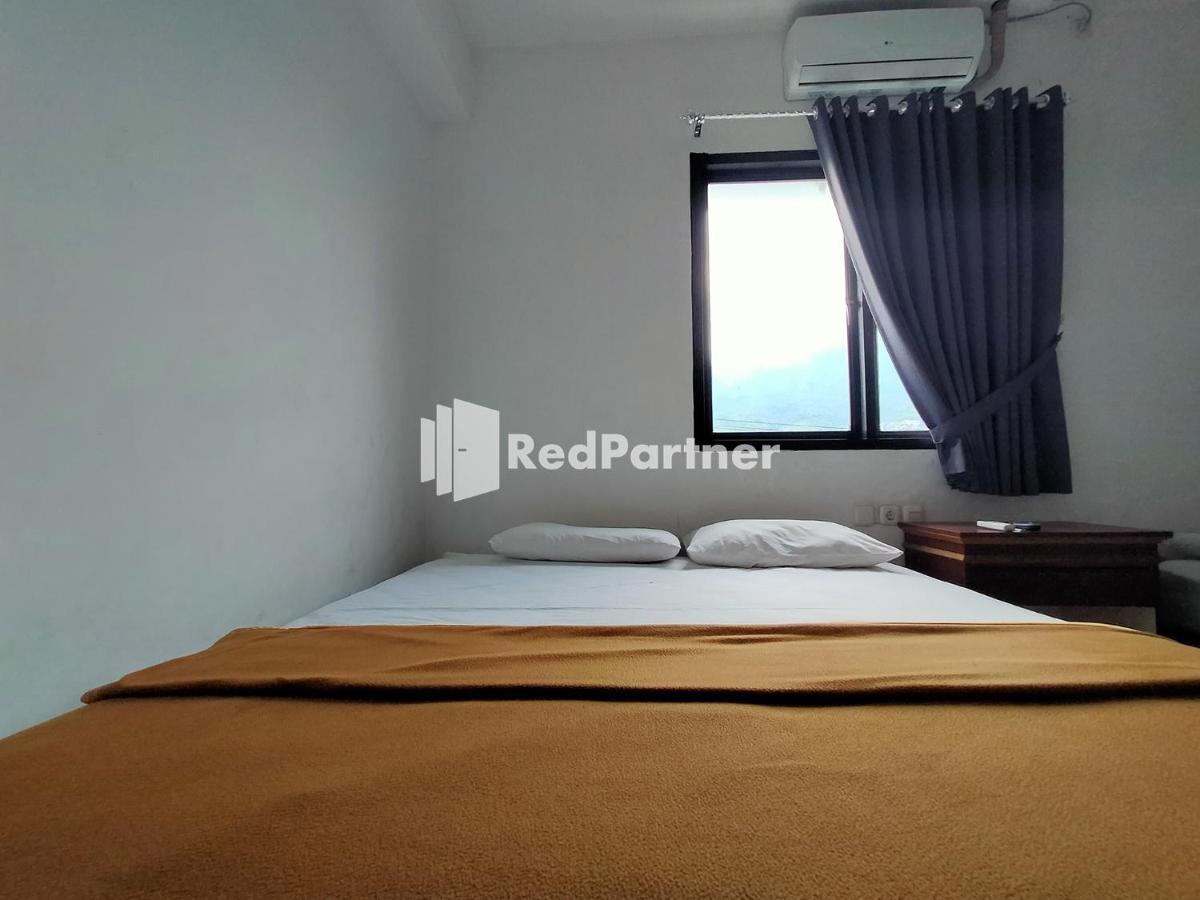 Hotel Ayu Lestari Ternate Redpartner Ngoại thất bức ảnh