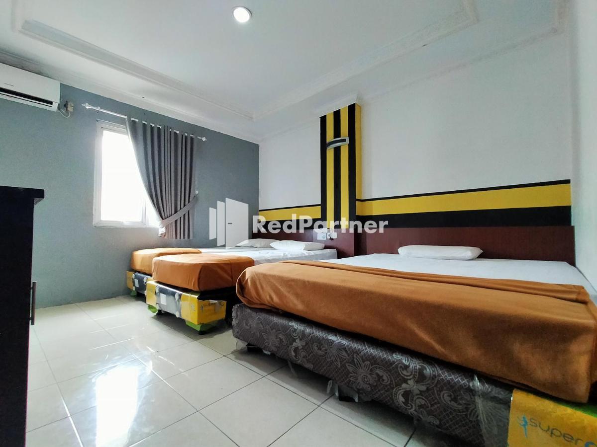 Hotel Ayu Lestari Ternate Redpartner Ngoại thất bức ảnh