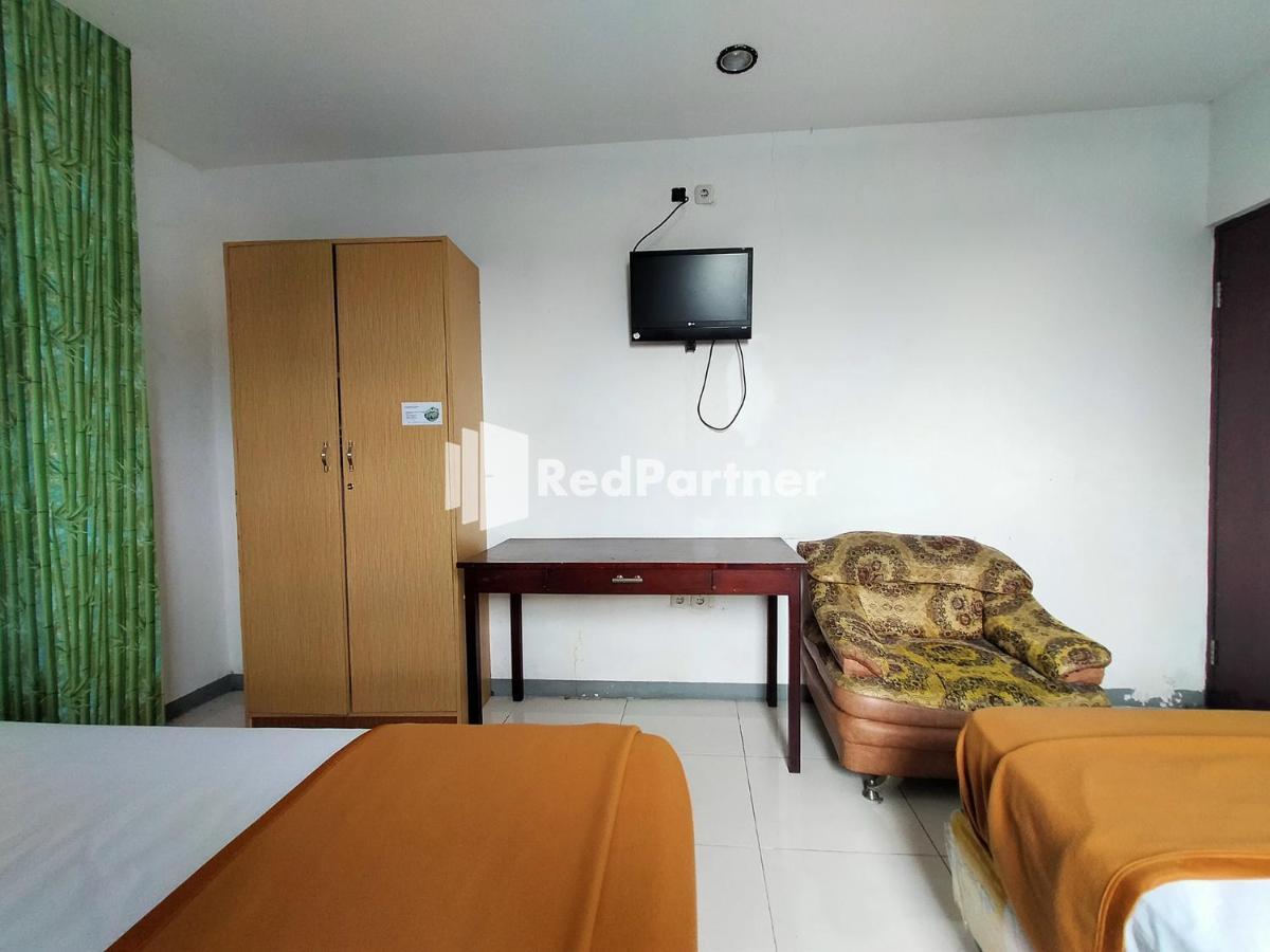 Hotel Ayu Lestari Ternate Redpartner Ngoại thất bức ảnh