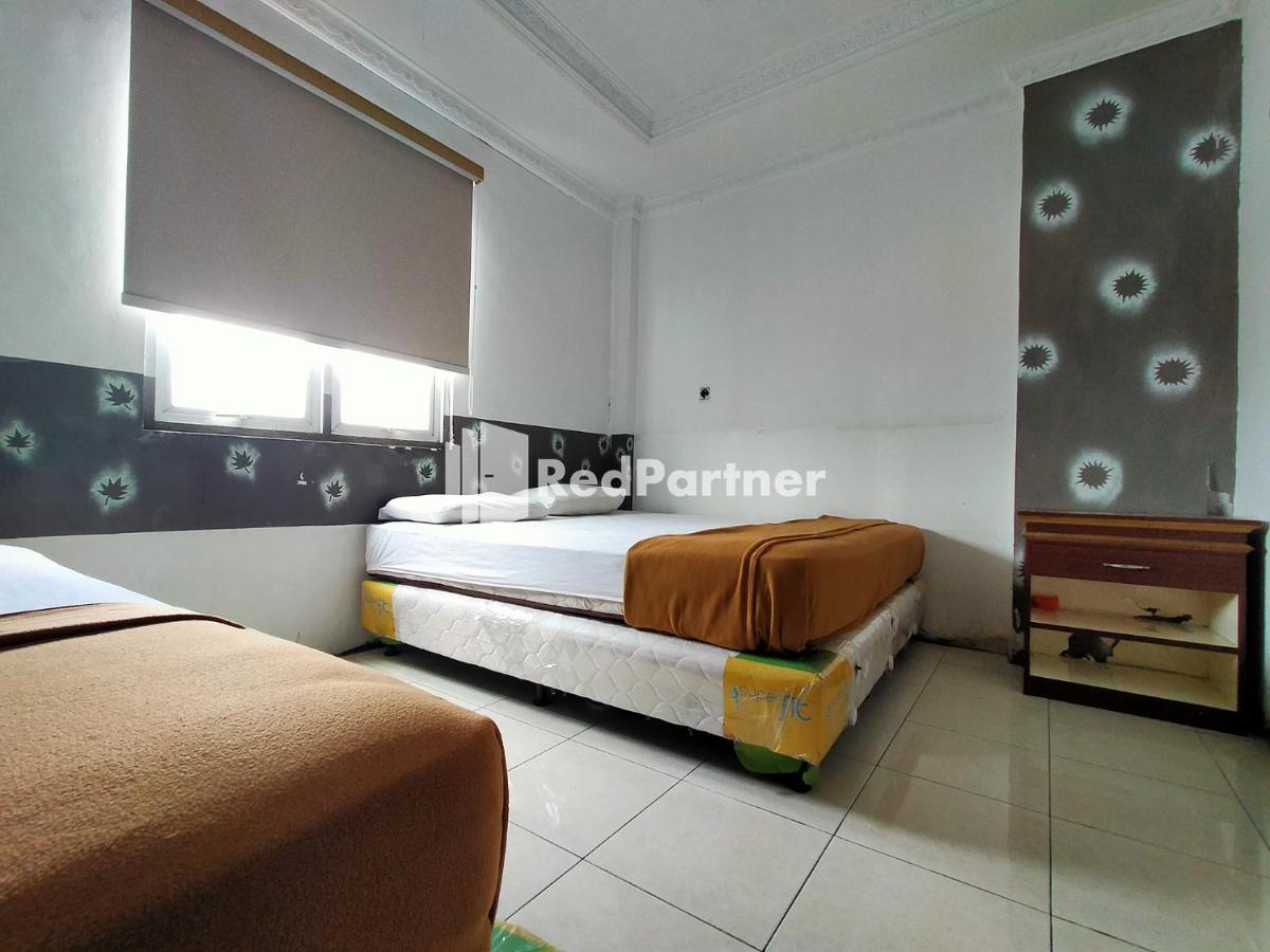 Hotel Ayu Lestari Ternate Redpartner Ngoại thất bức ảnh