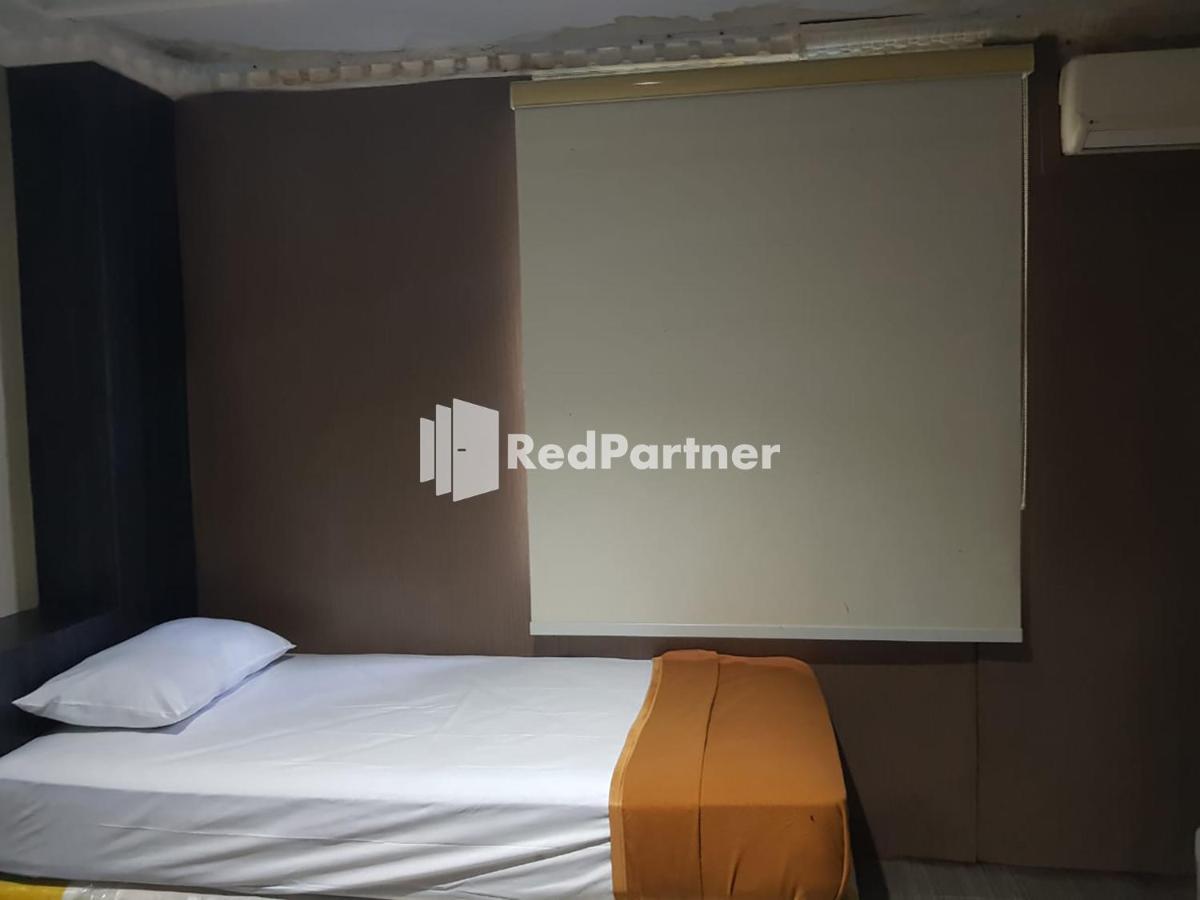 Hotel Ayu Lestari Ternate Redpartner Ngoại thất bức ảnh