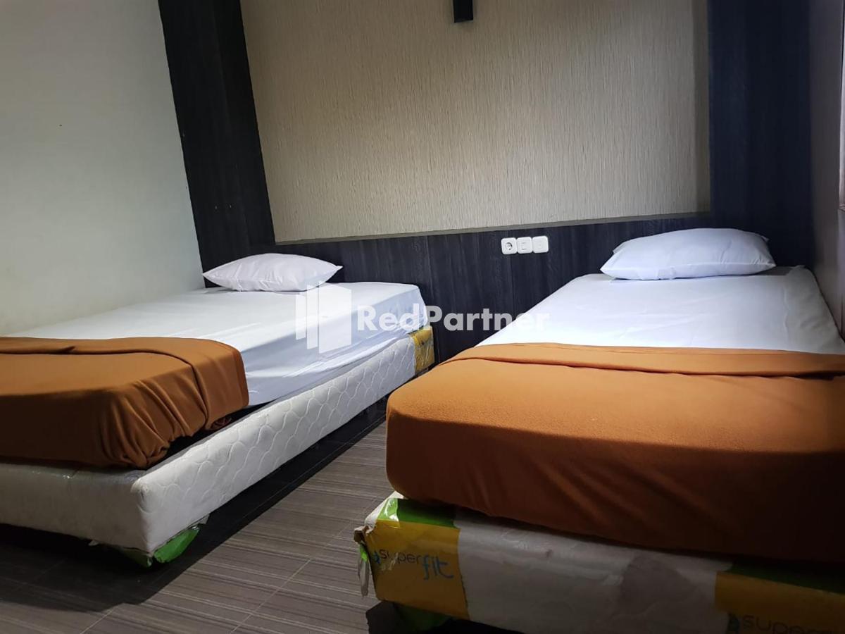 Hotel Ayu Lestari Ternate Redpartner Ngoại thất bức ảnh